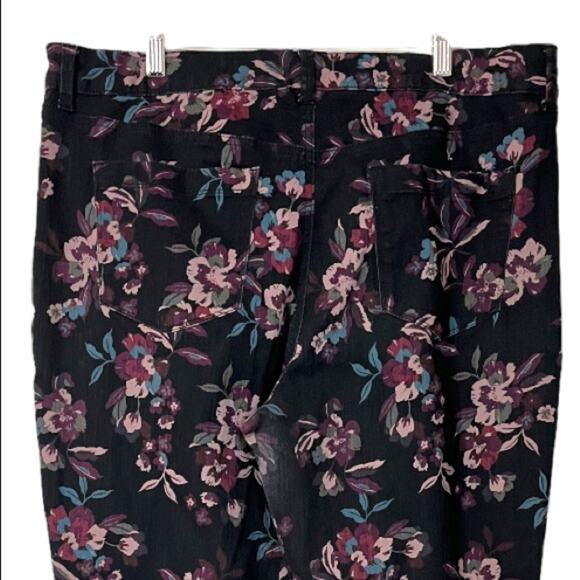 Bandolino Amy Black Pink Floral High Rise Slim Fit Jeans Women's Plus Size 18 - Picture 6 of 9
